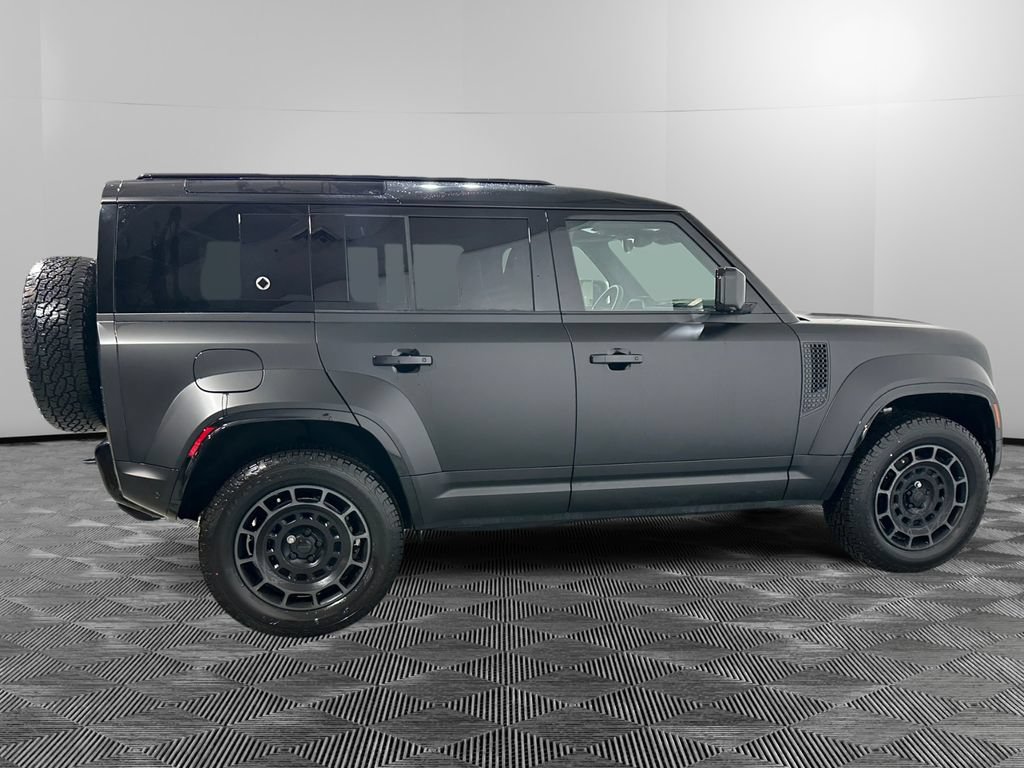 New 2026 Land Rover Defender 110 OCTA AWD/4WD image 6