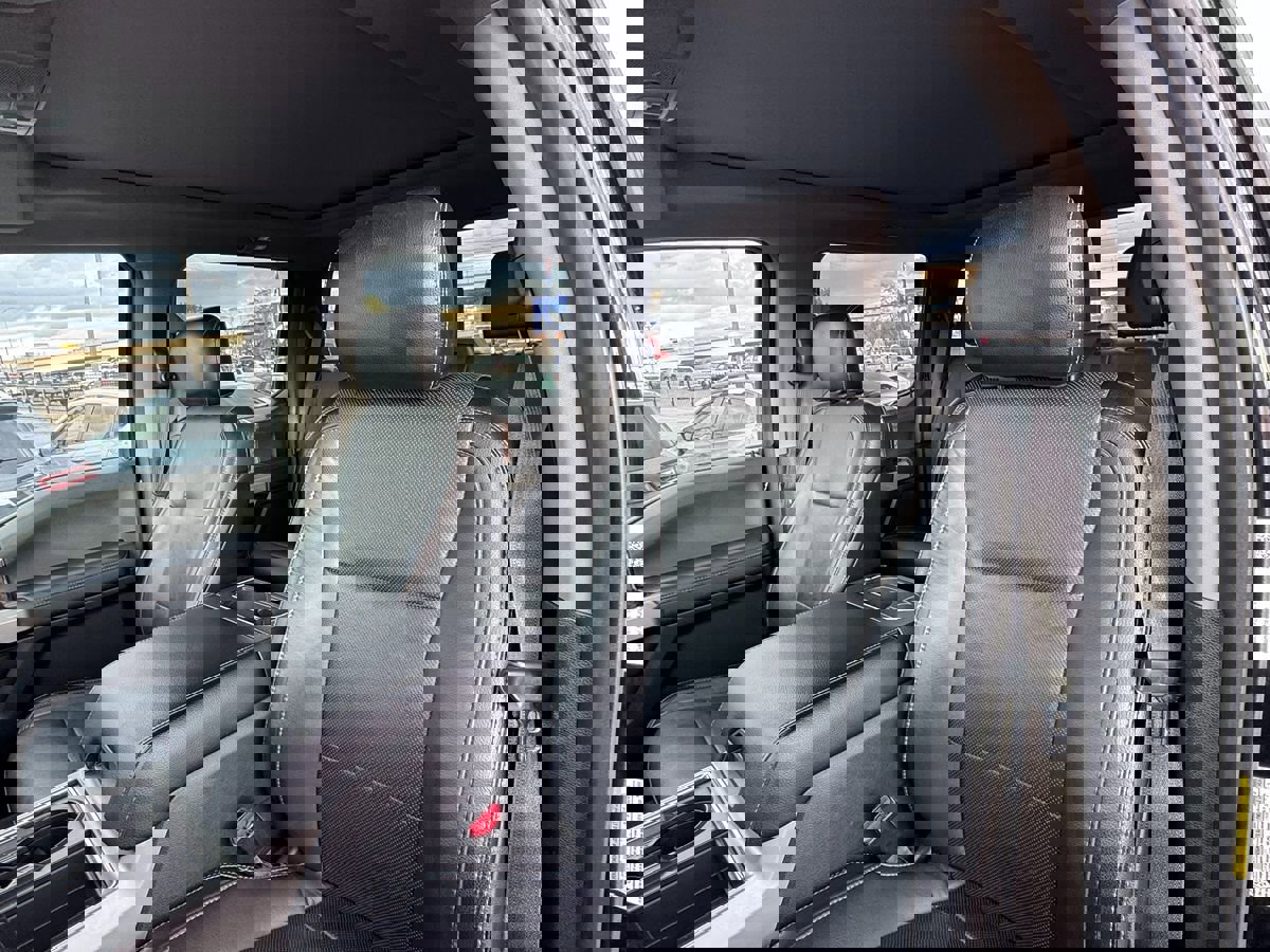 Used 2017 Ford F350 Lariat w/ Lariat Ultimate Package image 22