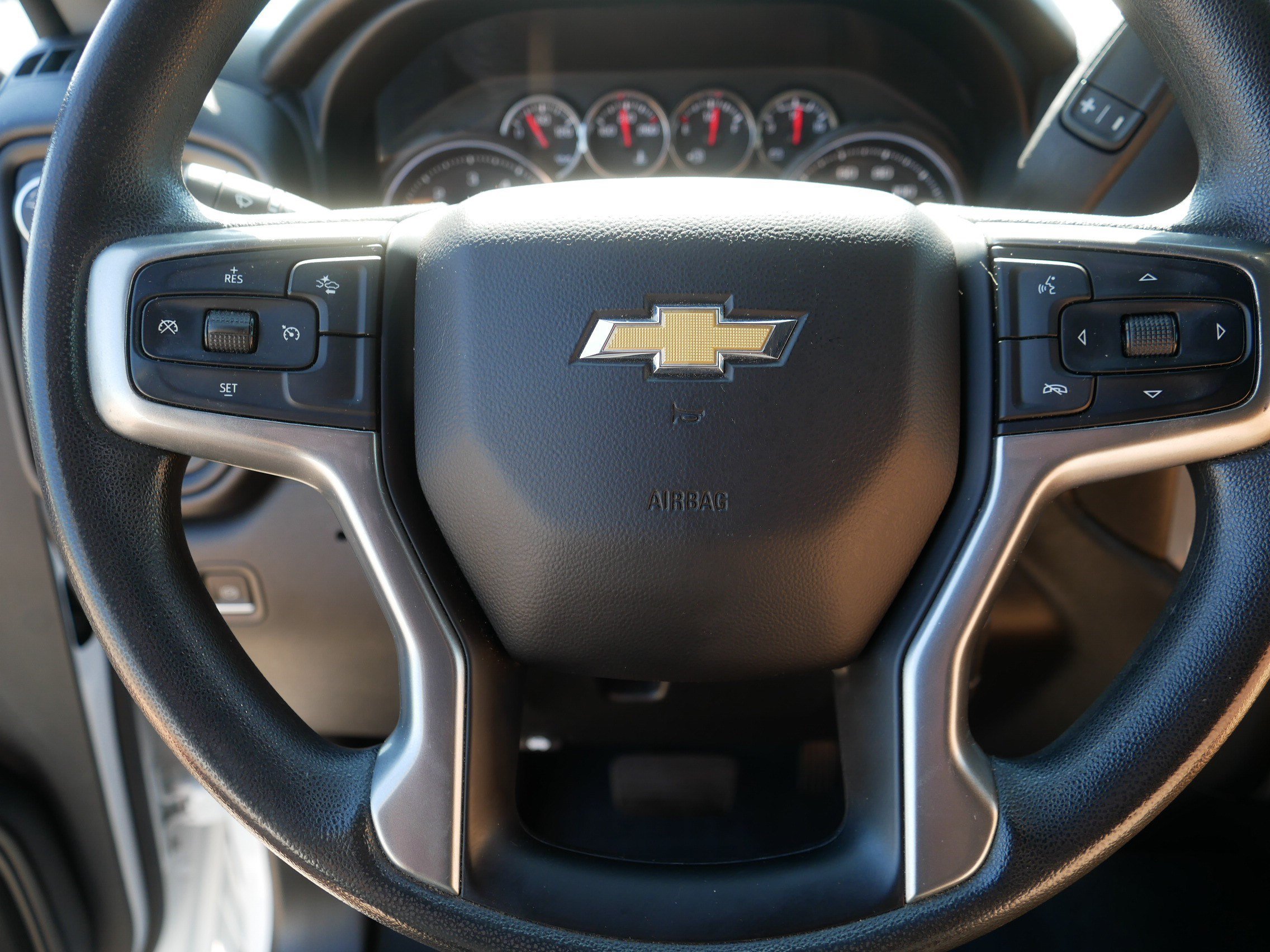 Used 2022 Chevrolet Silverado 2500 Custom w/ Custom Value Package AWD/4WD image 25