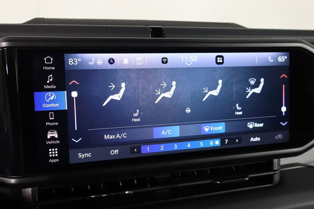 Used 2025 Jeep Wrangler Unlimited Sahara w/ Safety Group image 32