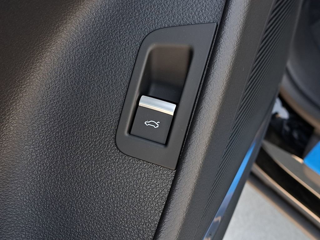 New 2026 Audi Q8 Premium Plus image 21