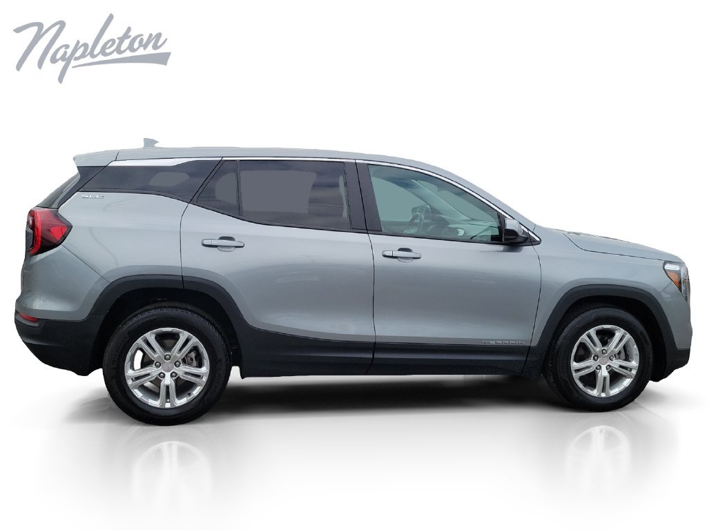 Used 2024 GMC Terrain SLE FWD image 7