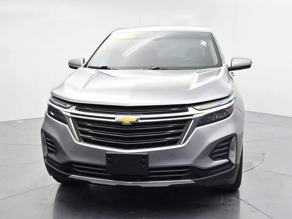 Used 2023 Chevrolet Equinox LT w/ Driver Convenience Package FWD image 3