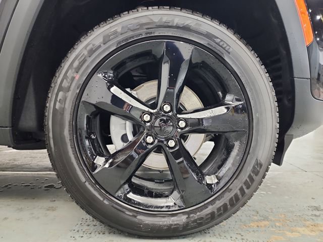 New 2025 Jeep Grand Cherokee Altitude image 39