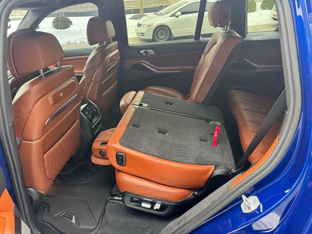 Used 2023 BMW X7 M60i w/ Executive Package image 43