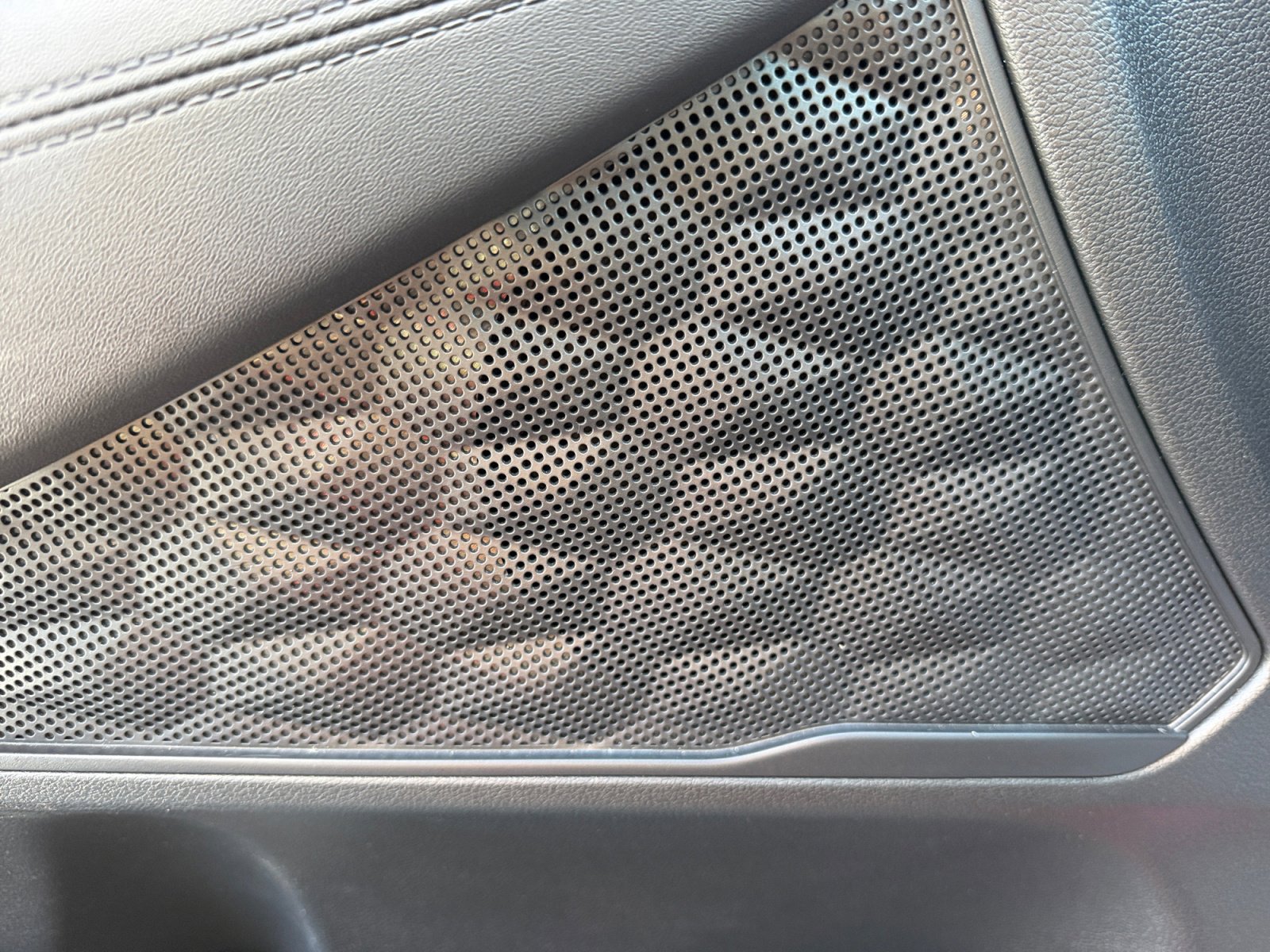 Used 2020 Hyundai Santa Fe SEL image 27