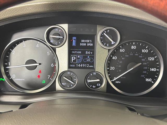 Used 2013 Lexus LX 570 4WD w/ Luxury Pkg w/Pre-crash image 29