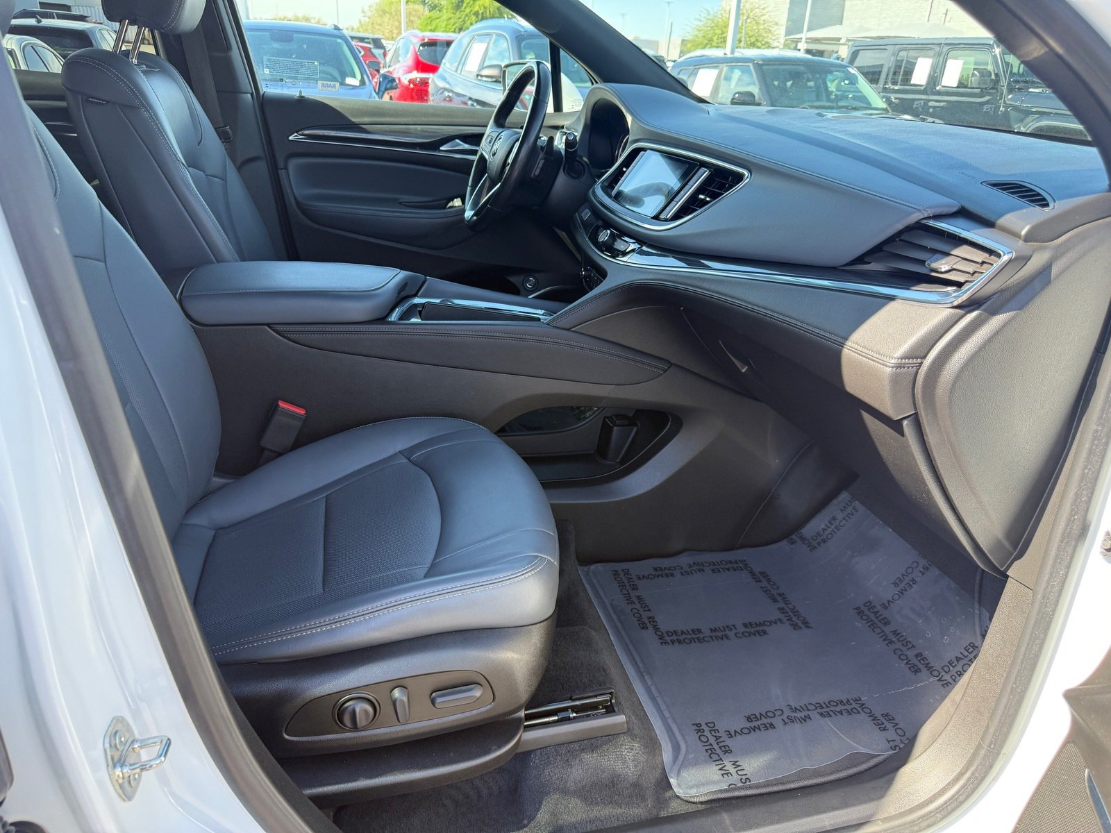Used 2023 Buick Enclave Essence FWD image 30