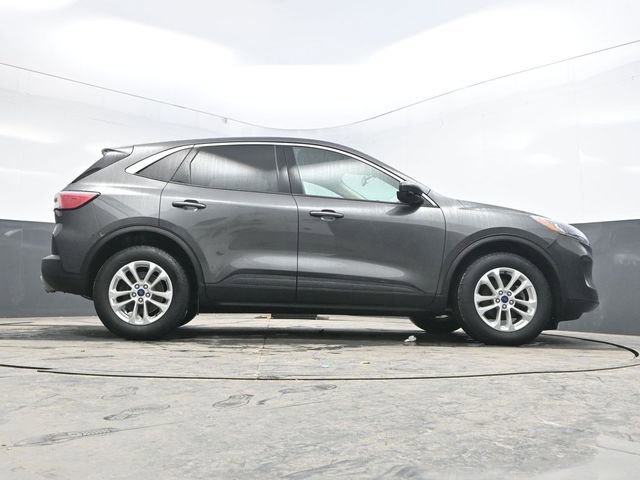 Used 2020 Ford Escape SE image 39
