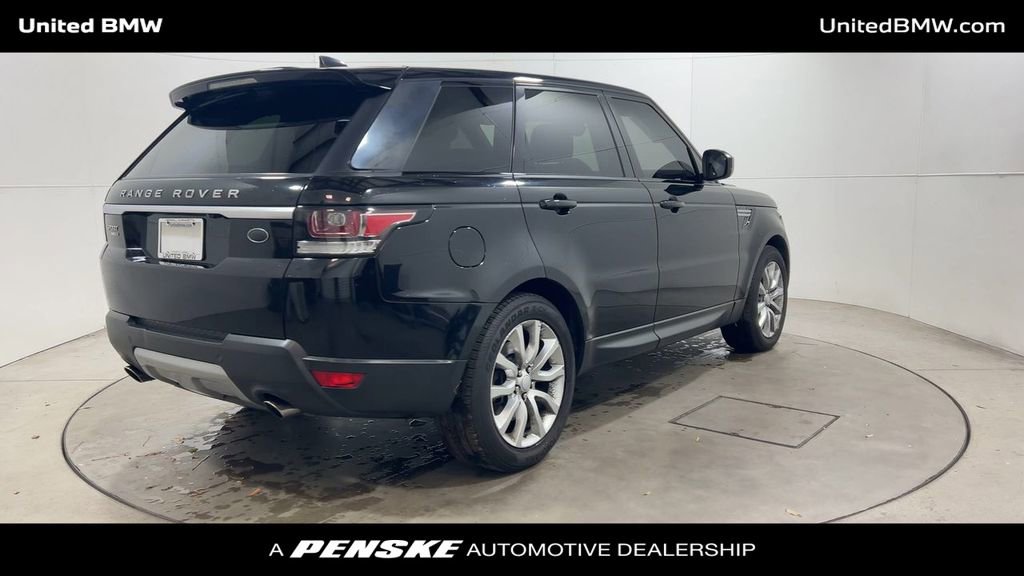 Used 2017 Land Rover Range Rover Sport HSE image 8