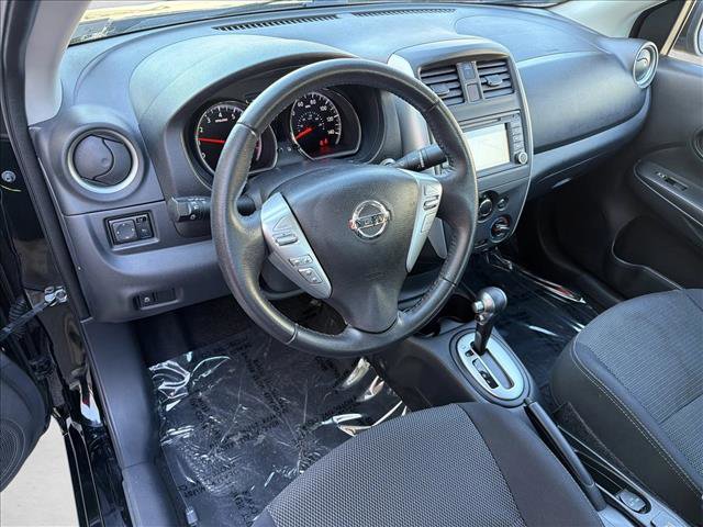 Used 2016 Nissan Versa SL image 13