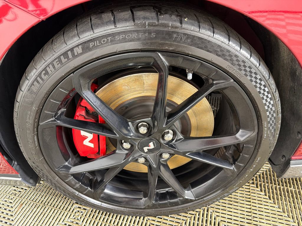 Used 2024 Hyundai Elantra N FWD image 12