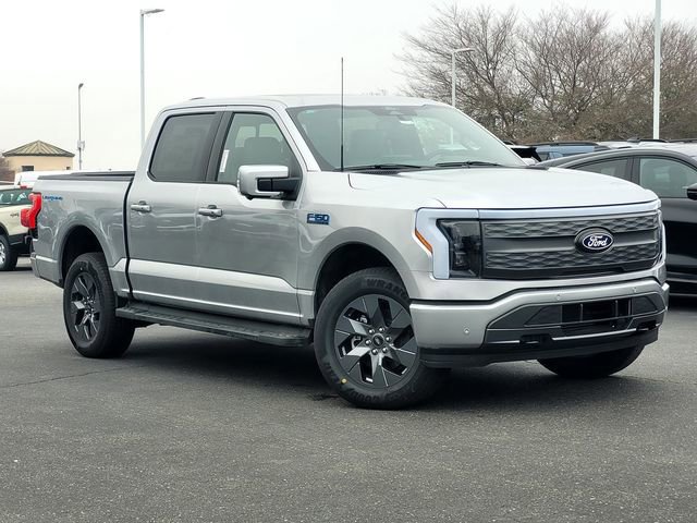 New 2025 Ford F150 Lightning Lariat