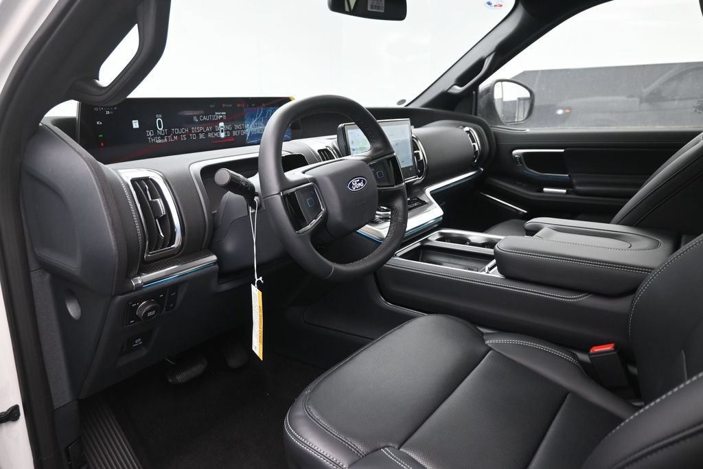New 2027 Ford Expedition Platinum w/ Stealth Appearance Package AWD/4WD image 19