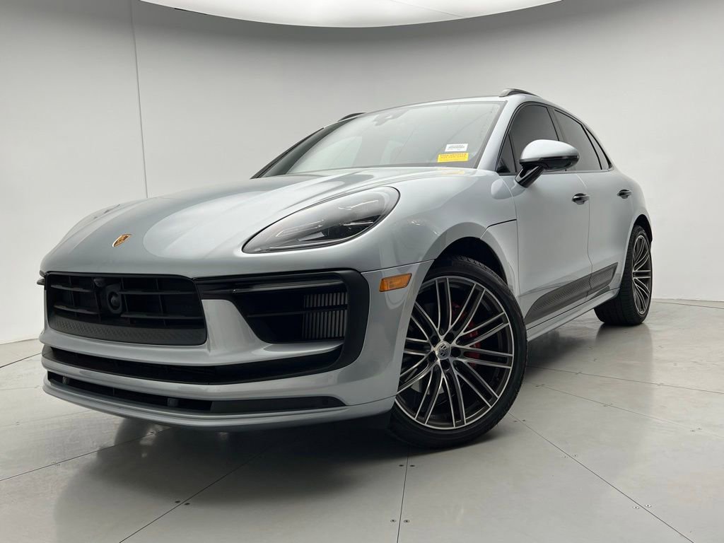 Certified 2025 Porsche Macan S AWD/4WD video 1