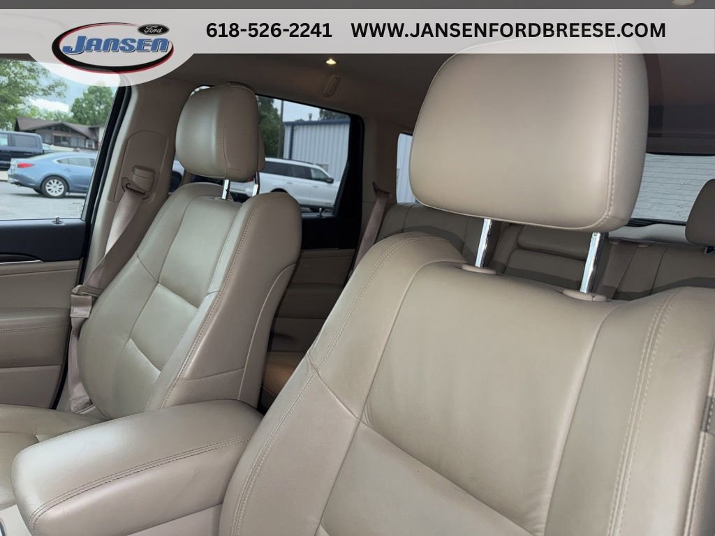Used 2018 Jeep Grand Cherokee Limited AWD/4WD image 12