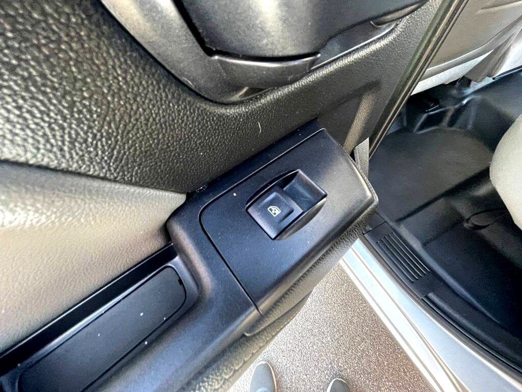 Used 2015 Chevrolet Silverado 1500 LS image 12