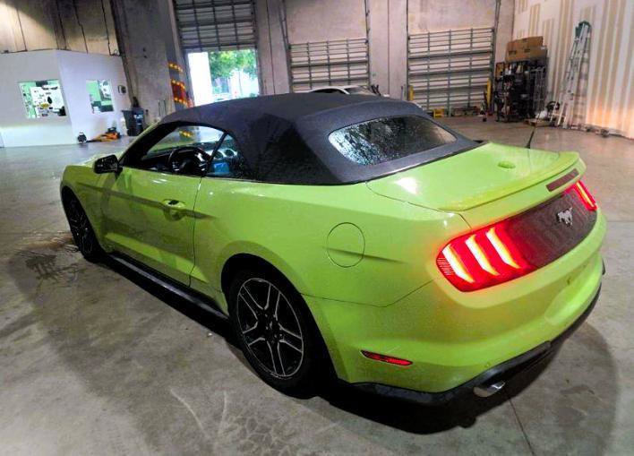 Used 2020 Ford Mustang Premium RWD image 3