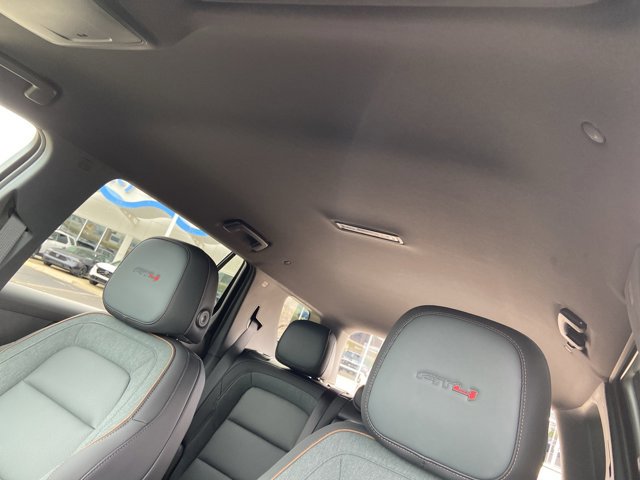 Used 2026 GMC Terrain AT4 image 28