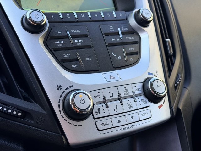 Used 2017 Chevrolet Equinox LT w/ Convenience Package image 13