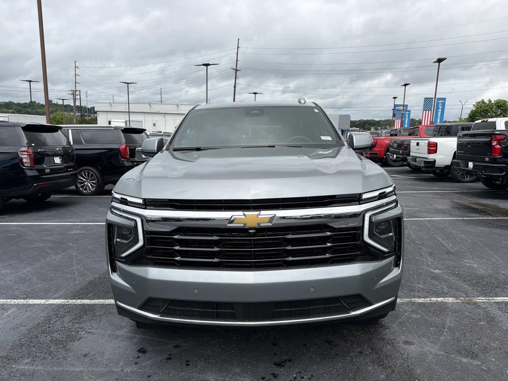 Used 2026 Chevrolet Tahoe LS AWD/4WD image 8