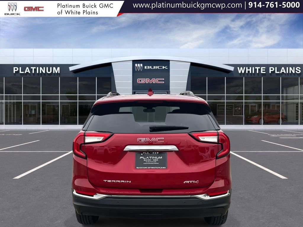 Used 2024 GMC Terrain AT4 image 6