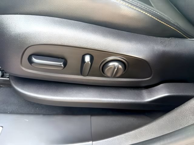 Used 2018 Chevrolet Equinox Premier AWD/4WD image 17