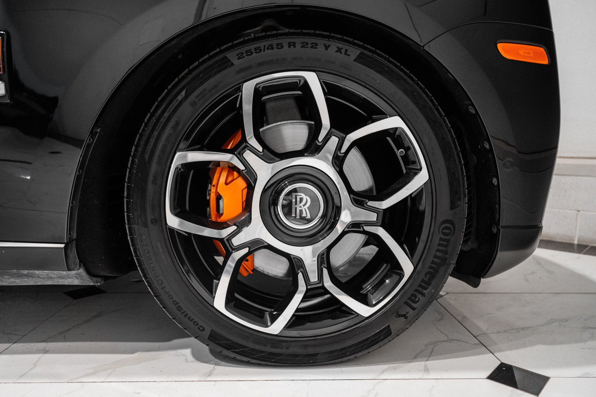 Used 2020 Rolls-Royce Cullinan AWD/4WD image 17