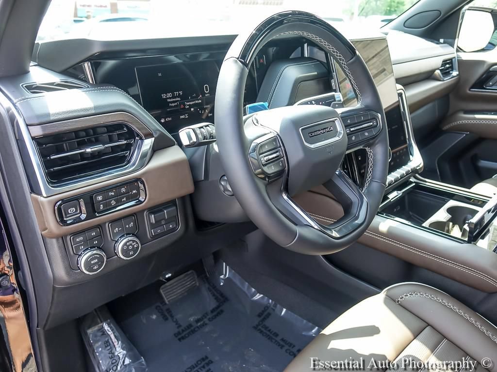 New 2026 GMC Yukon Denali Ultimate AWD/4WD image 11