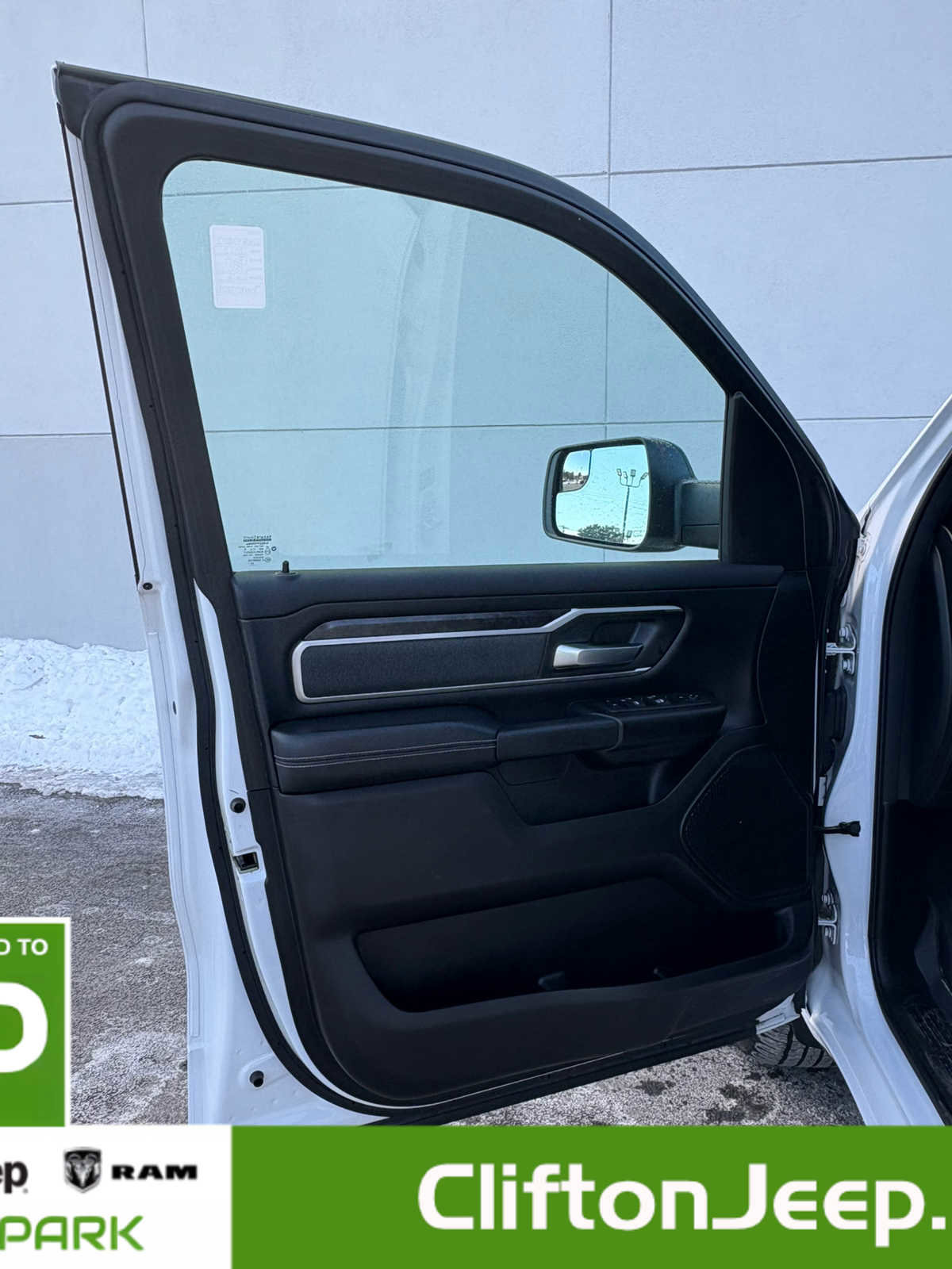 Used 2022 RAM 1500 Big Horn image 8