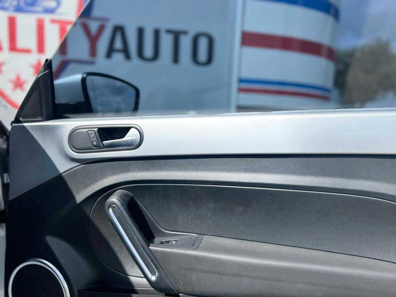 Used 2016 Volkswagen Beetle 1.8T SE image 29