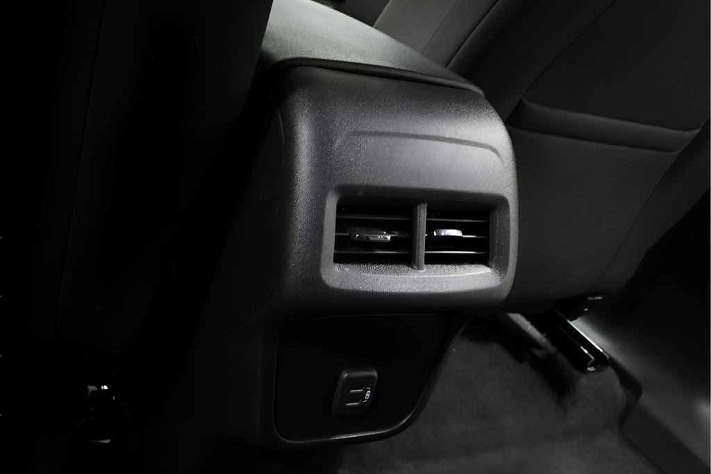 Used 2024 Chevrolet Equinox LT image 21