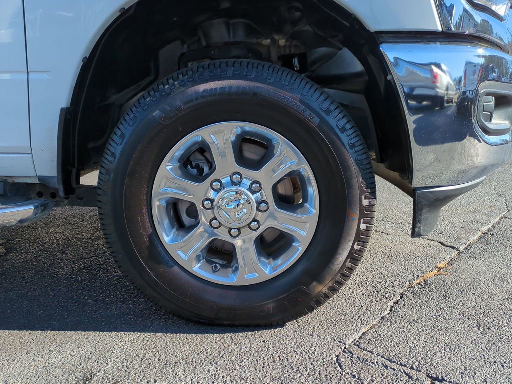 Used 2024 RAM 3500 Big Horn image 13