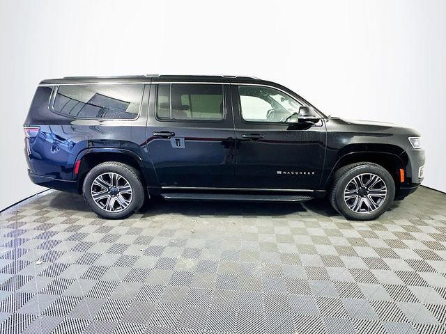 Used 2024 Jeep Wagoneer L Series II w/ Flexible Seating Group image 9