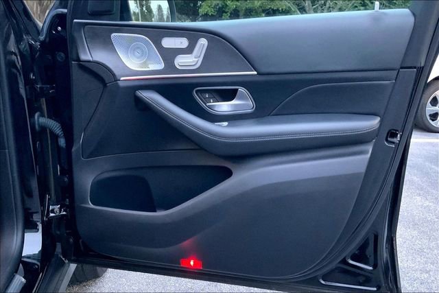 Used 2020 Mercedes-Benz GLE 350 4MATIC w/ Premium Package image 22