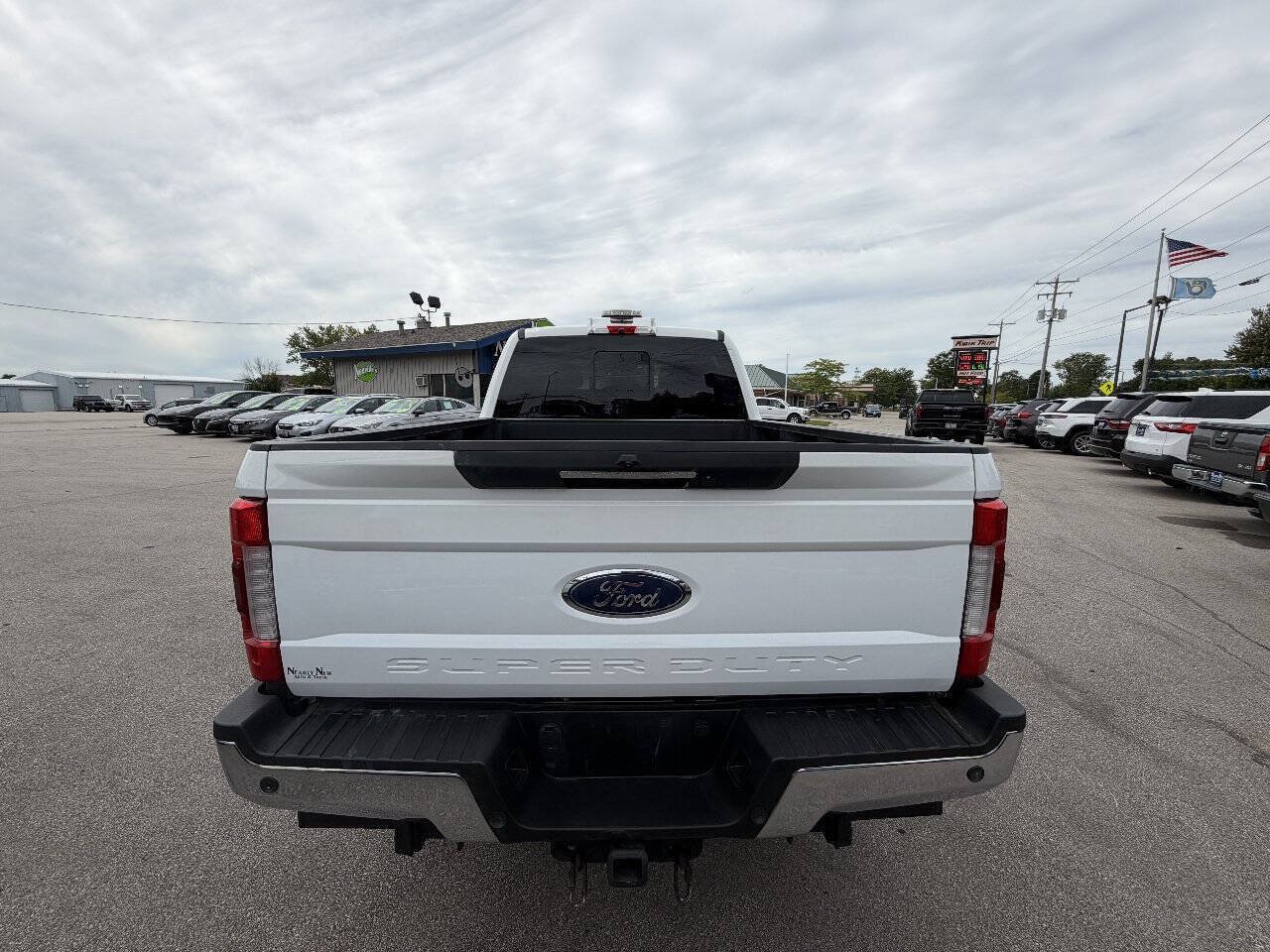 Used 2018 Ford F350 Lariat w/ Lariat Ultimate Package AWD/4WD image 9