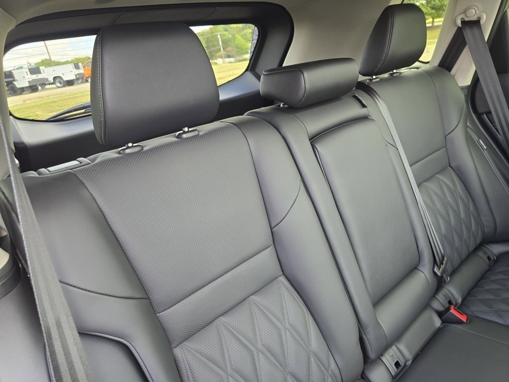 New 2026 Nissan Rogue Platinum w/ Platinum Premium Package image 13