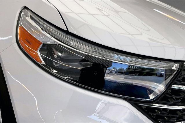 Used 2020 Ford Explorer XLT w/ Equipment Group 202A image 28