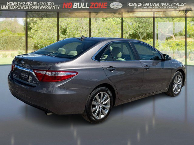 Used 2017 Toyota Camry XLE w/ Advanced Technology Package FWD image 5