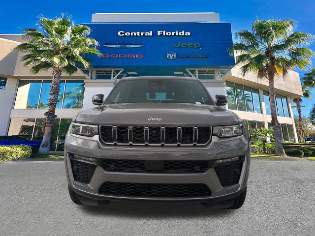 New 2027 Jeep Grand Cherokee L Limited w/ Technology Group II AWD/4WD image 3