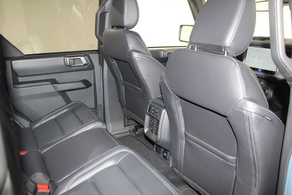 New 2025 Ford Bronco Outer Banks image 32