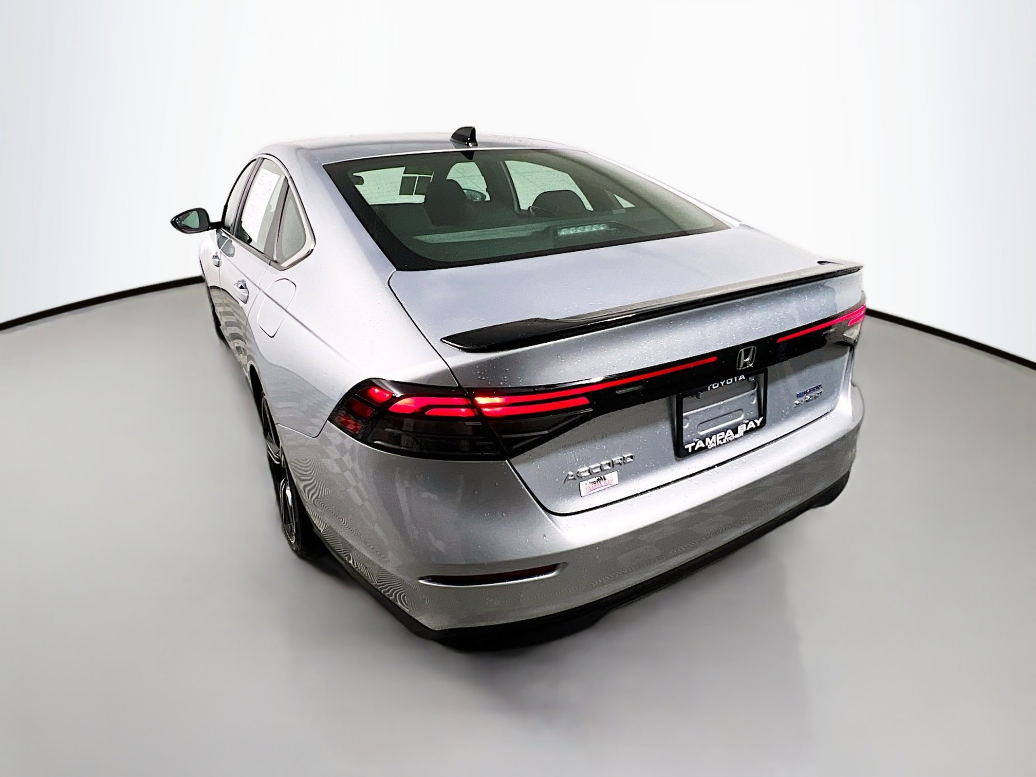 Used 2024 Honda Accord Sport image 8