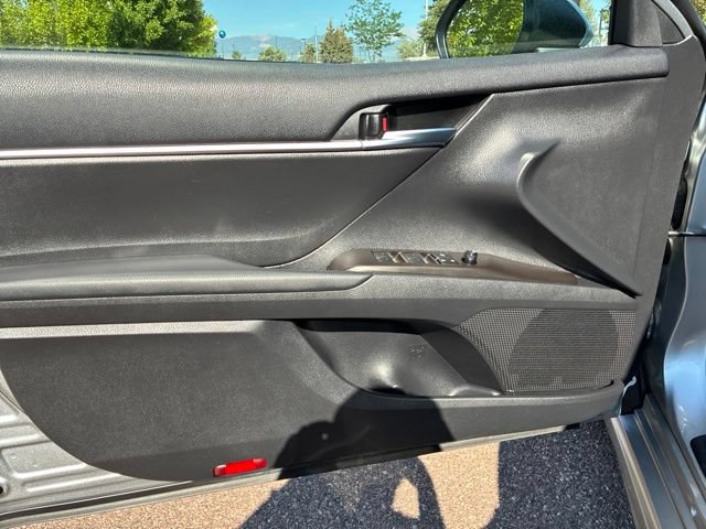Used 2024 Toyota Camry SE FWD image 19