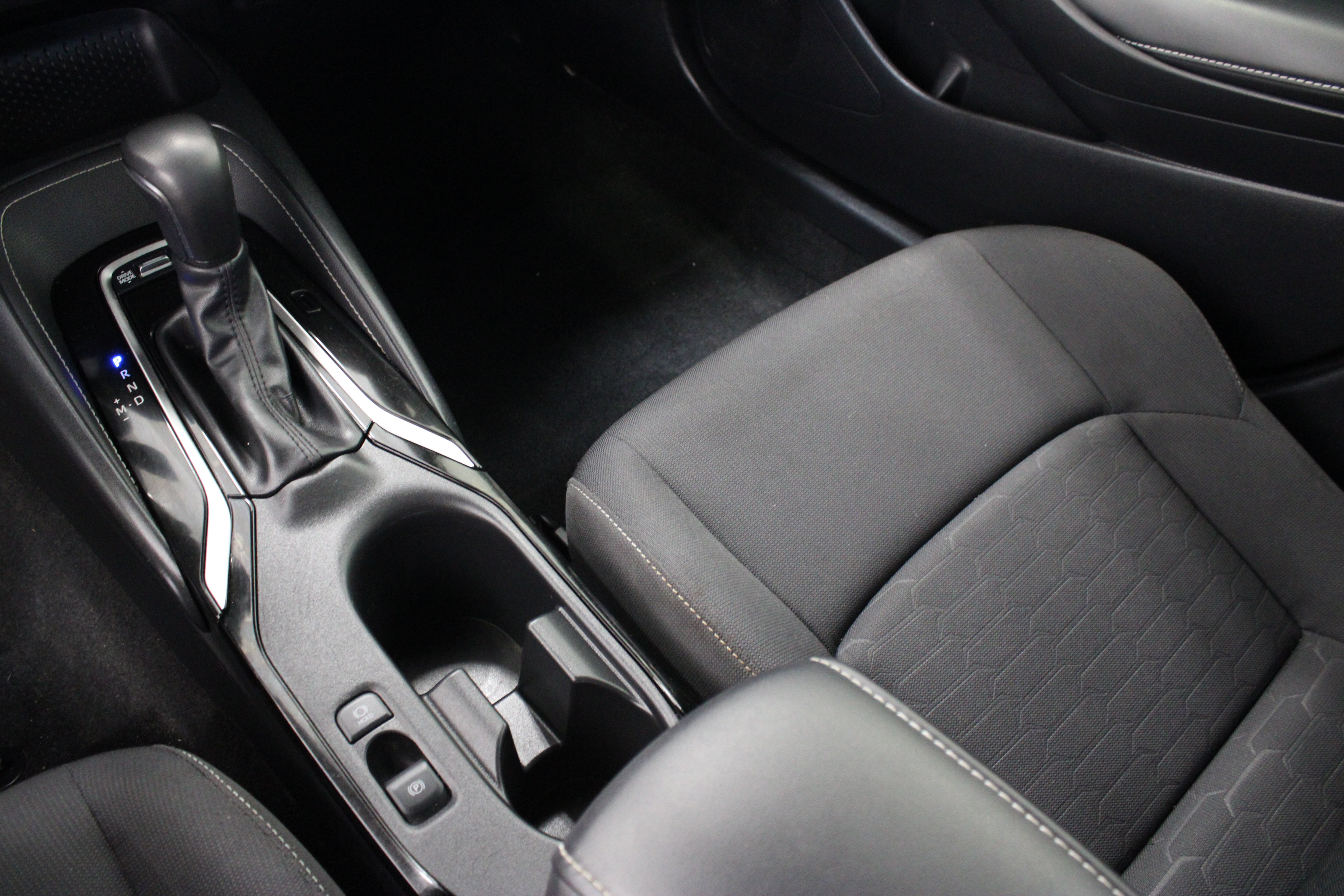 Certified 2024 Toyota Corolla SE FWD image 16