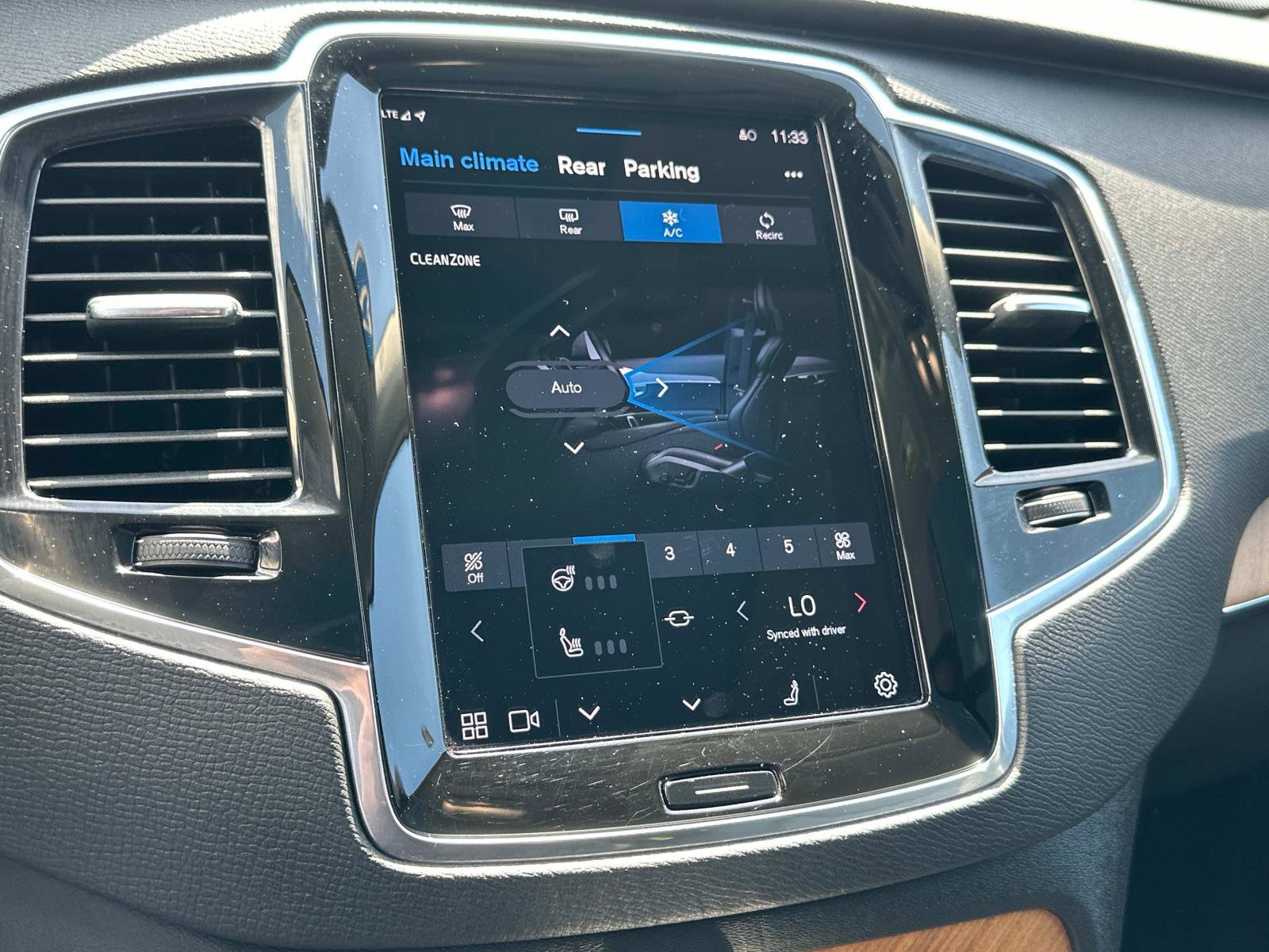 Certified 2023 Volvo XC90 T8 Plus image 12