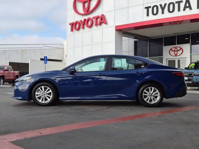 Used 2025 Toyota Camry LE FWD image 12