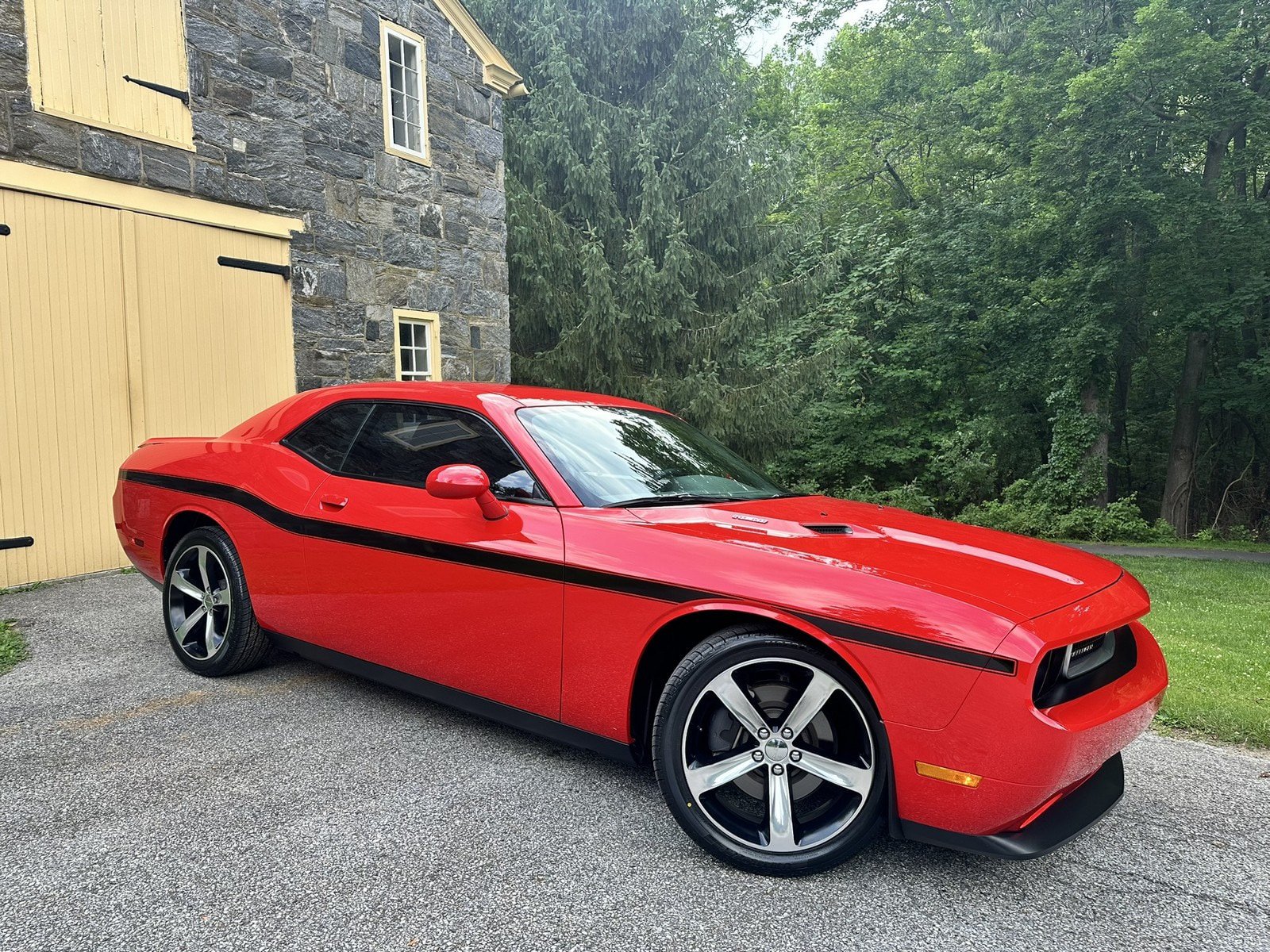 Used 2014 Dodge Challenger R/T w/ Electronics Convenience Group RWD image 27
