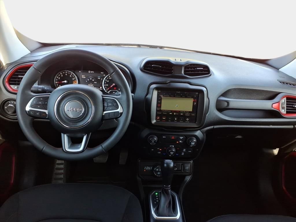 Used 2023 Jeep Renegade Trailhawk image 14
