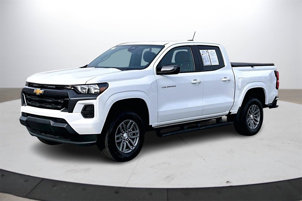 Used 2024 Chevrolet Colorado LT image 4