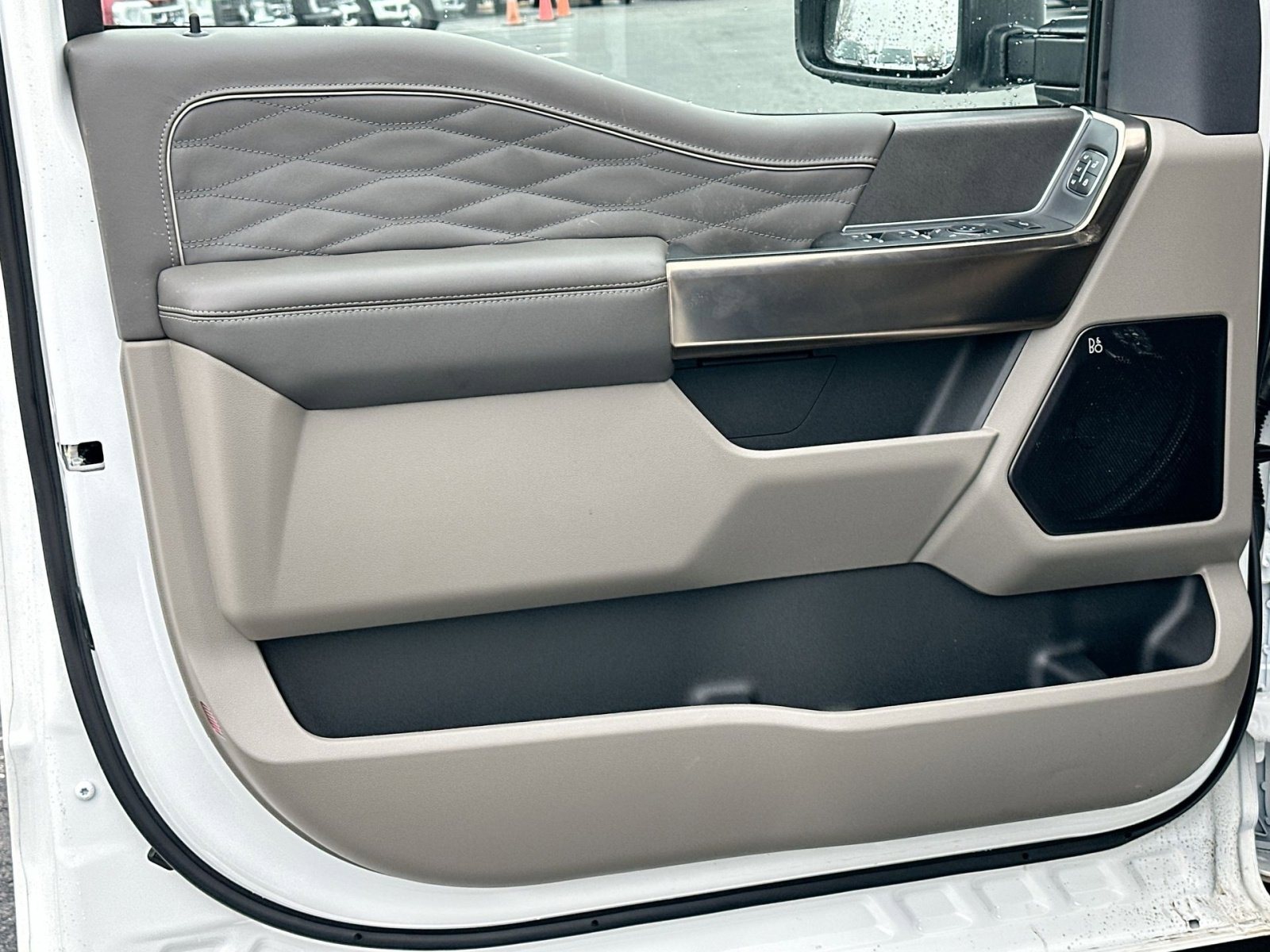 New 2026 Ford F450 Platinum w/ Platinum Plus Package image 15